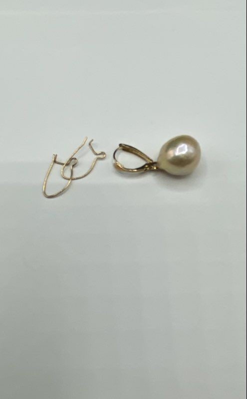 13k Gold Pearl Scrap Earrings Bundle 2pcs. 3.37g