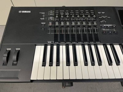 Yamaha Motif XF7 76 Key Synthesizer keyboard | eBay