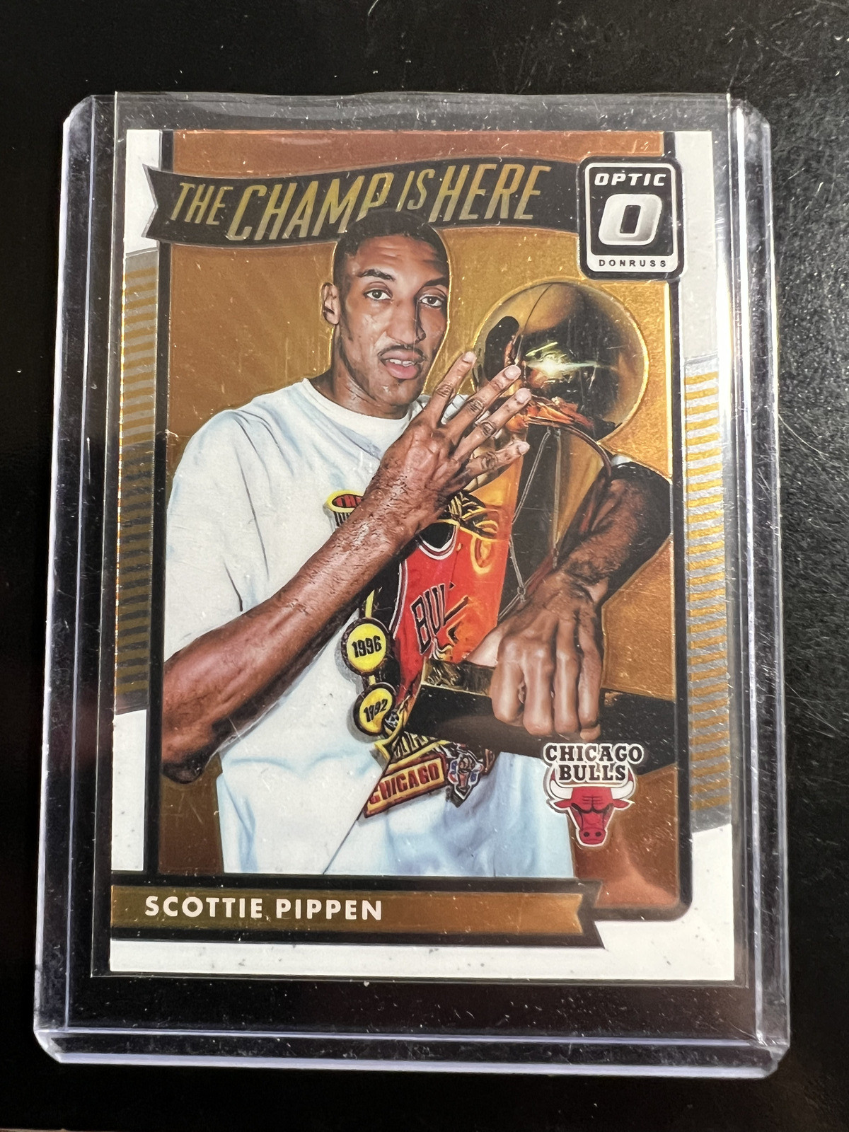 2016-17 Donruss Optic Scottie Pippen THE CHAMP IS HERE Insert #13 Chicago Bulls