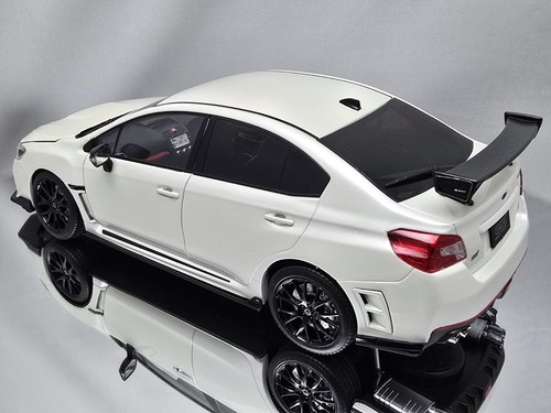 Sunstar Subaru Impreza WRX STi S207 NBR Challenge Package White Pearl 1:18 - Picture 11 of 16