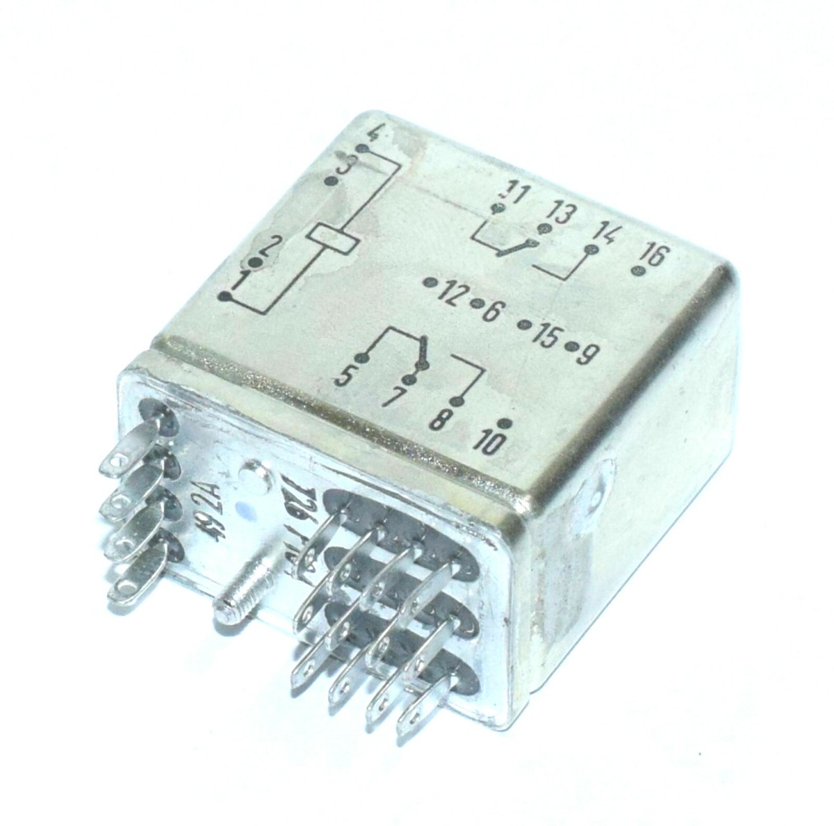 SIEMENS V23162-B0726-F104 CRADLE N RELAY 2PDT 3200 Ohm 48VDC 5A 