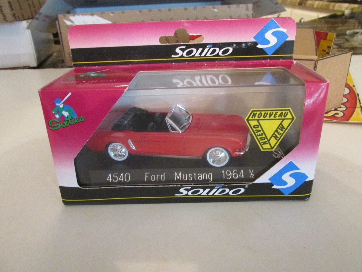 Solido Ford Mustang 1964 cabriolet 1/43 rouge - Collection