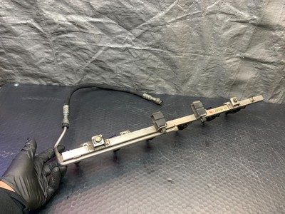 97-05 BMW E46 OEM Fuel Injector Rail 143982702 for sale online | eBay