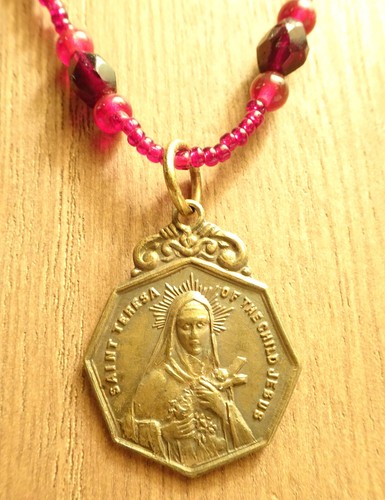 Saint Teresa Of The Child Jesus Necklace Red Beads Vintage