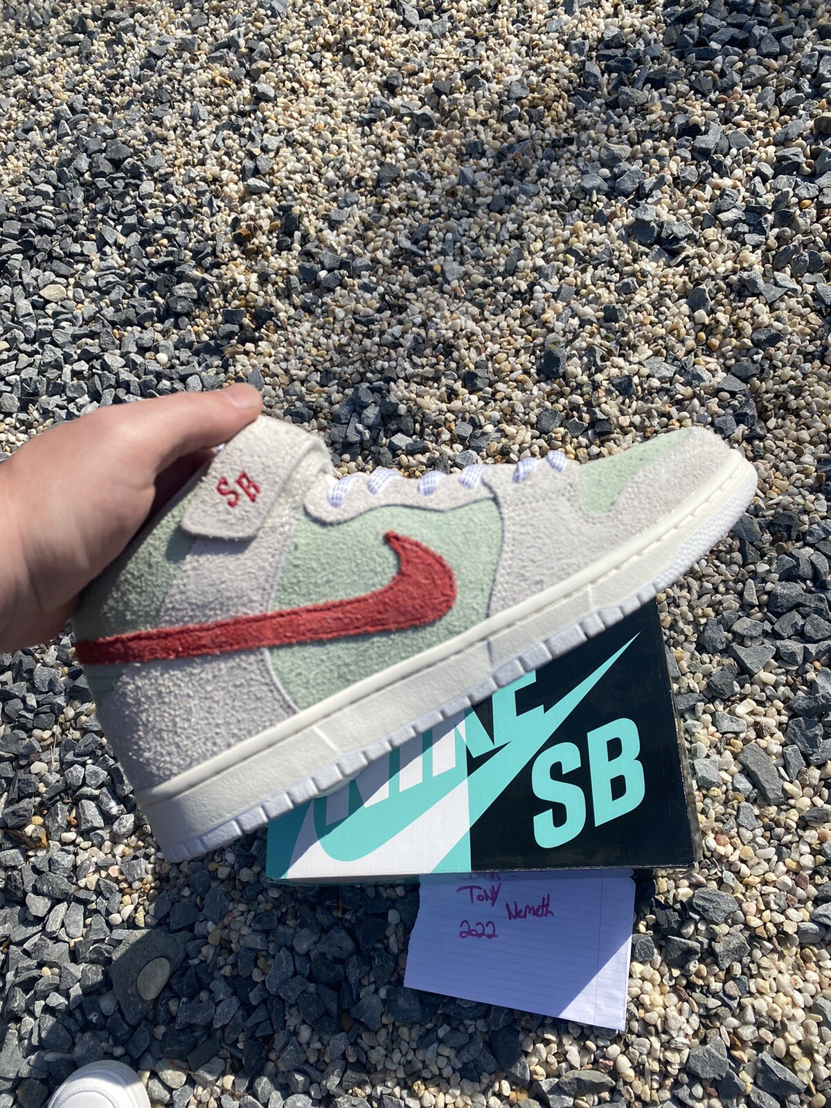 nike sb white widows