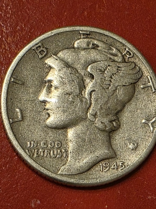 1945-P  Mercury SILVER Dime  in SOLID GOOD COND.  IMPORTANT YEAR In Our  History