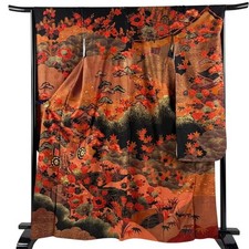Woman Japanese Kimono Furisode Silk Goshoguruma Flower Gold Foil Reddish brown