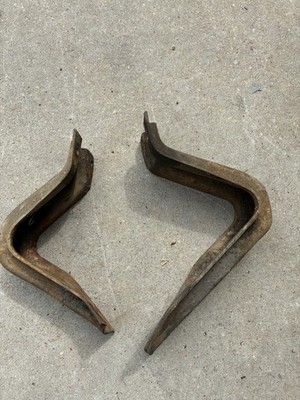 1975-1979 Ford Truck Frame Motor Mounts 300 Six