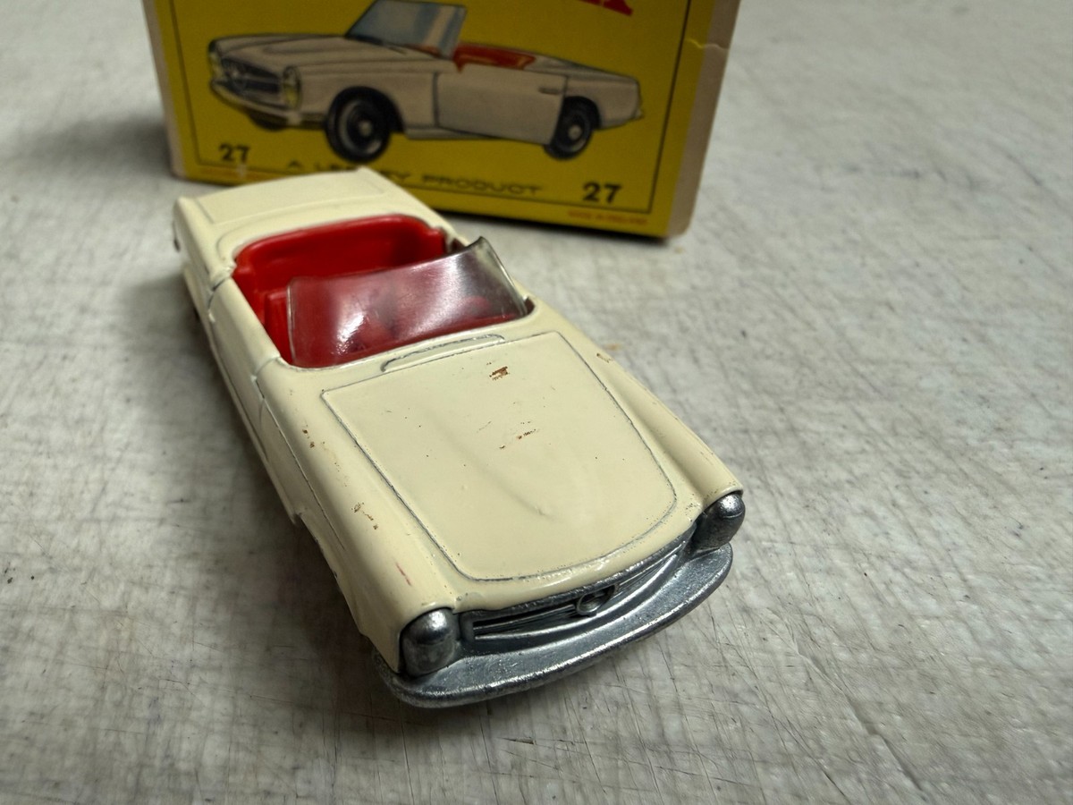 Vintage Matchbox Lesney No 27 Mercedes 230 SL Cream Red Interior w