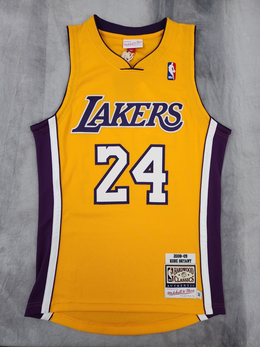 Kobe Bryant LAKERS 2008-10 ジャージ 24 Kobe Bryant LAKERS 2008-10 ジャージ 24 - メルカリ