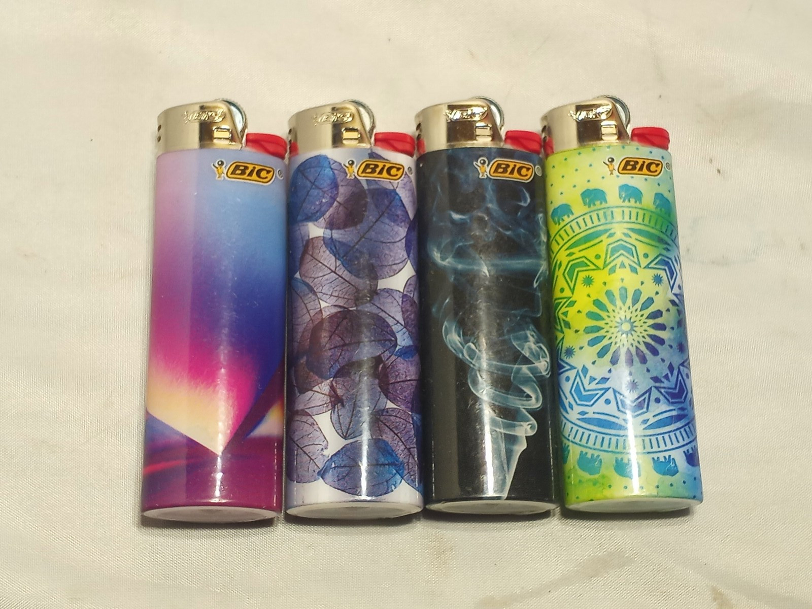 S, Set Of 4 Lighters