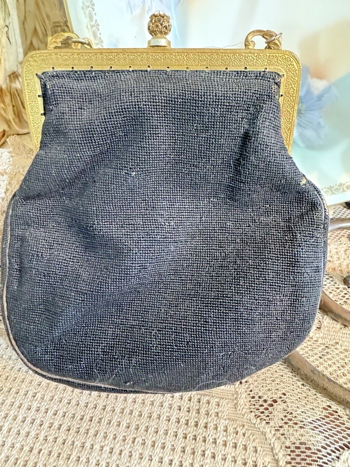 Antiguo Bolso de Mano Pequeño Punto Escénico Hombre Tocando Guitarra y Rosas Cartera #6 Foto 4 de 4