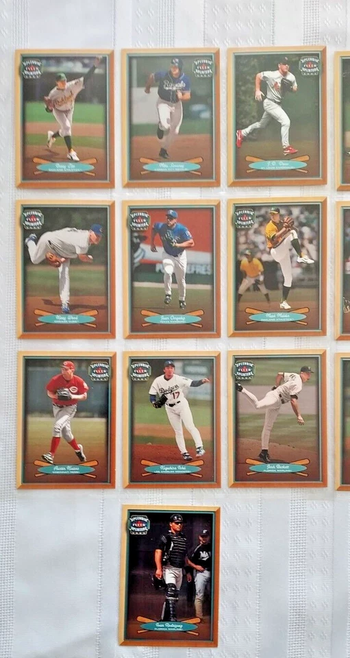 Lote de 19 tarjetas de béisbol Fleer Splinters 2003 Kerry Wood, Video Nomo, Pedro Martínez Foto 4 de 4