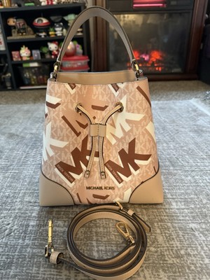 Michael Kors Mercer Medium Drawstring Bucket Buff Multi