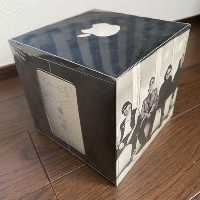Apple iPod U2 Special Edition 20GB M9787J/A Unopened Collector's