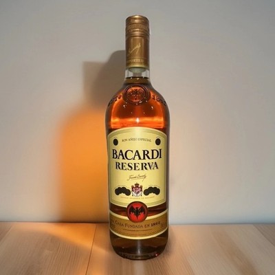 Bacardi Reserva Rum 0,7L 40% Vol. RAR SELTEN SAMMLER ( nicht Carta Blanca )