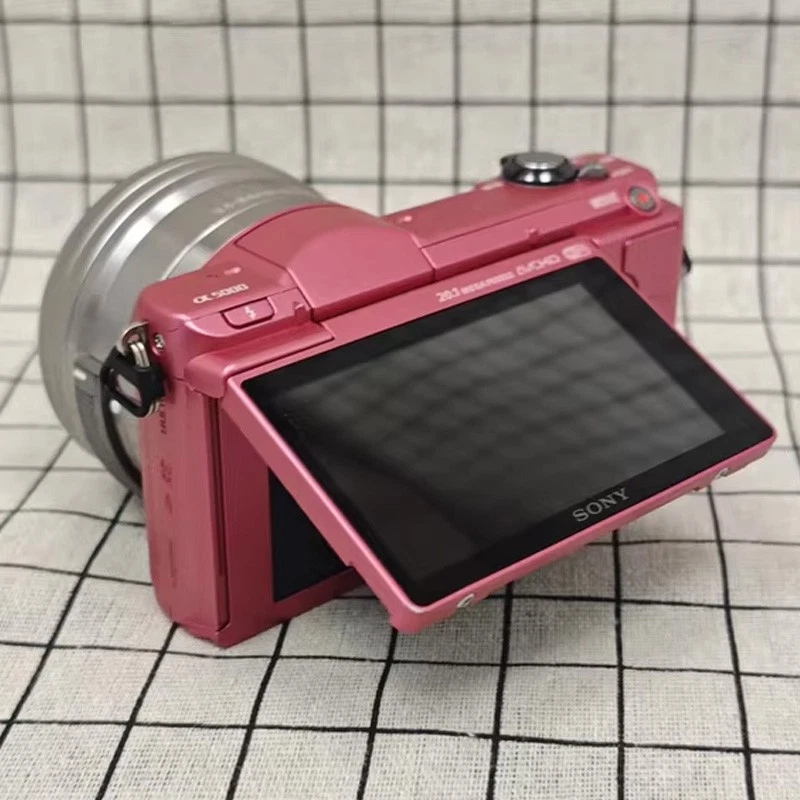 Cámara digital Sony Alpha A5000 20,1 MP sin espejo rosa con lente zoom de 16-50 mm Foto 4 de 4