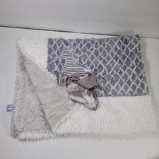 Mary Meyer White Gray Giraffe Baby Blanket Knit Stripe Silky Soft