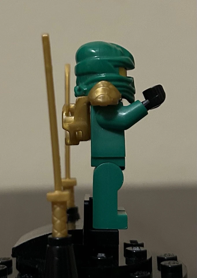LEGO Ninjago Lloyd DX Minifigure 5004076 Target Exclusive 2014 COMPLETE - Image 4 of 4