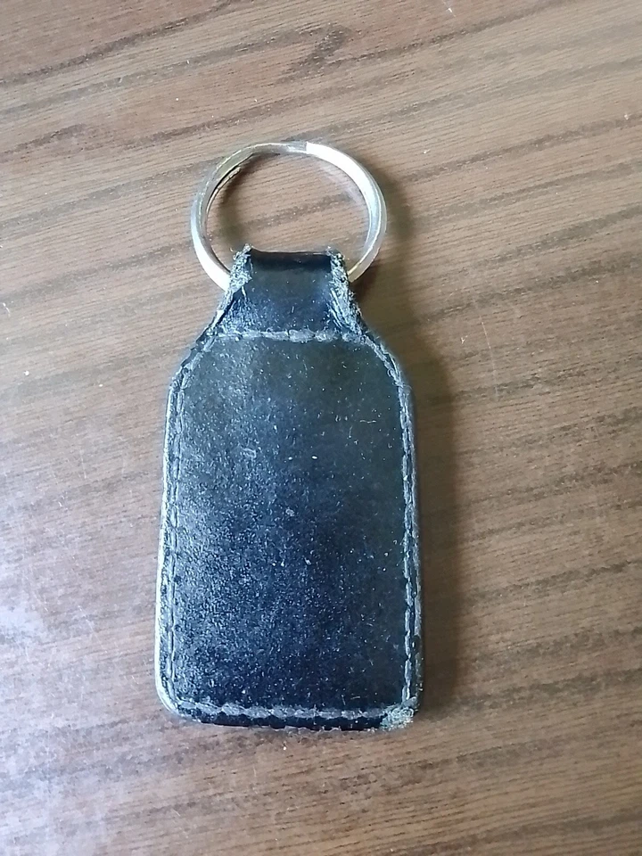 Ferrari idea-FERRARI KEYCHAIN 1990s-USED  KEYCHAIN FERRARI  TSS&P  -TESTAROSSA - Image 2 of 4