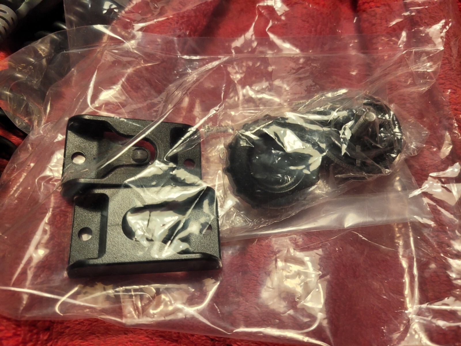 Standard Horizon Quantum GX2360S Boat Marine VHF Radio + 2 cmp25b