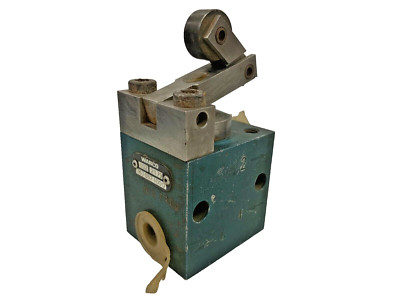 Rexroth Wabco 3630571000 3/2-way Idle Roller Lever Directional Control Valve