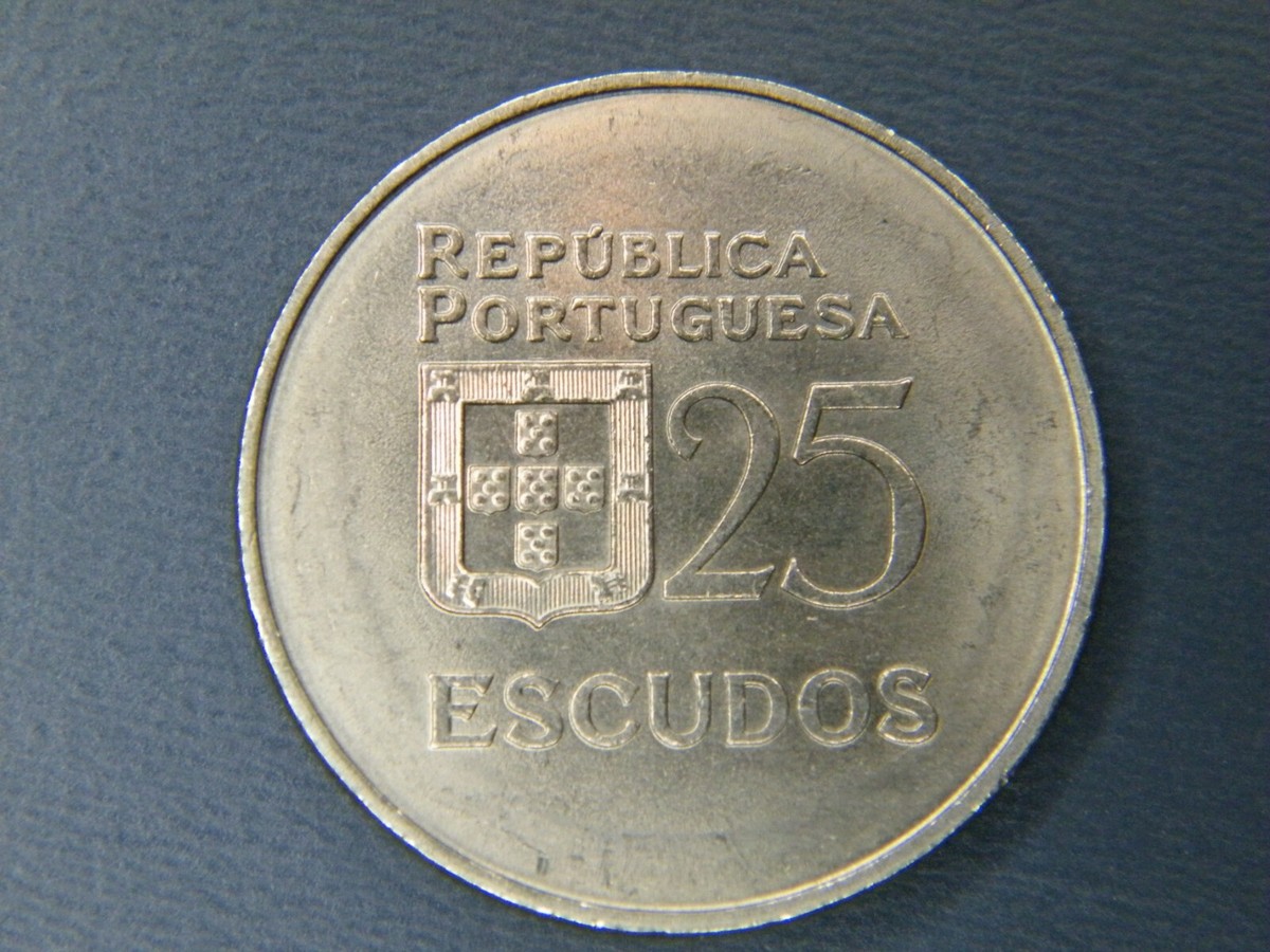 1980 Republica Portuguesa 25 Escudos Liberdade Democracia C/Nickel UNC Coin.  | eBay UK
