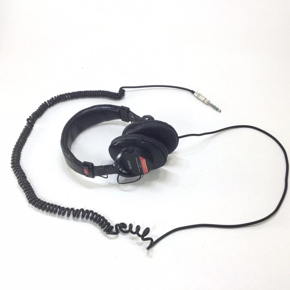 Sony MDR-V6 Studio Monitor Dynamic Stereo Headphones NEEDS NEW EAR