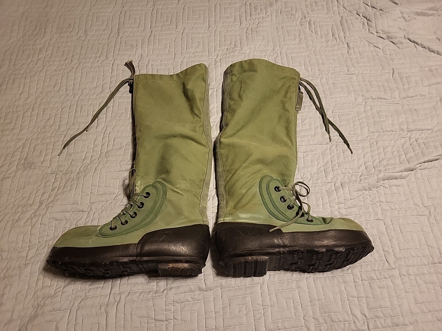 US Military N1B Mukluk Boots Extreme Cold Weather Arctic Boots, Bata, Small eBay