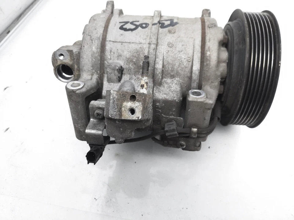 Bomba de compresor de aire acondicionado Honda Crosstour 2012-2015 + embrague - 38810-R40-A01 Foto 4 de 4