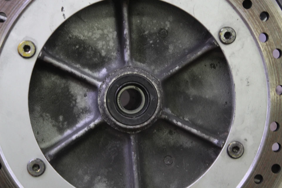 1998 HONDA GOLDWING 1500 SE Rear Wheel w/ Brake Disc / Rotor - Image 3 of 4