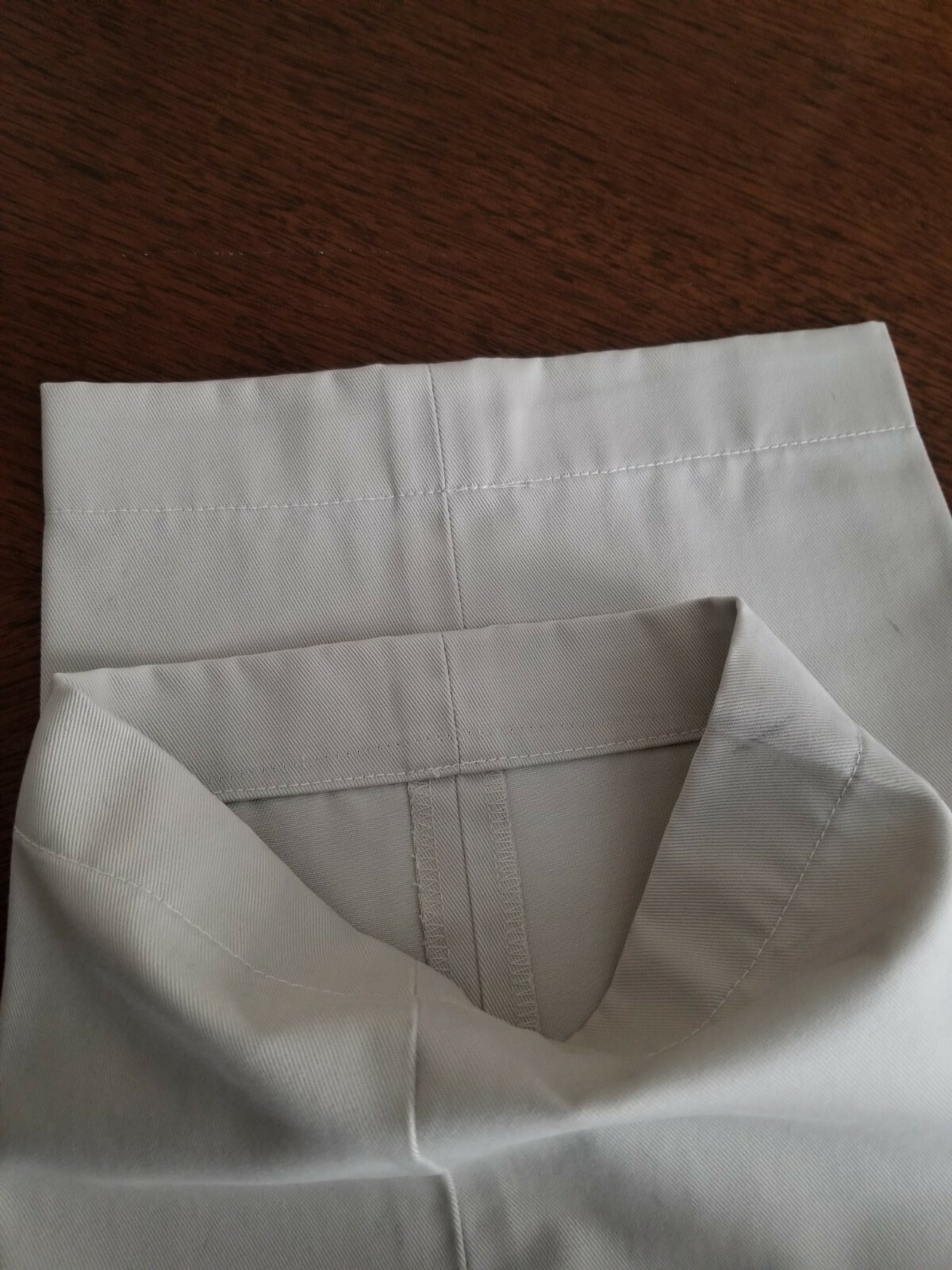 euc Brooks Brothers Advantage chino hudson sz 33 x 32 khaki pants