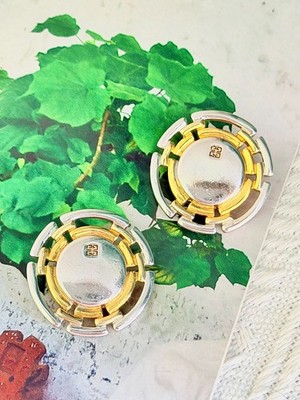 Givenchy Vintage große Medaillon 4G Monogramm durchbrochen Gold Silber Clip Ohrringe