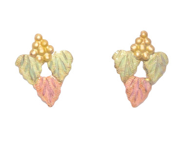Black Hills Gold 10k Three Leaf Grapes Earrings