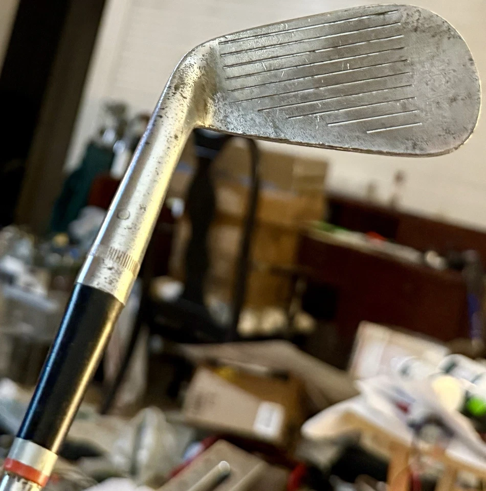 Wilson Staff Chipper Steel Shaft Original Leather Grip Vintage RH Golf Club ✅ - Image 2 of 4