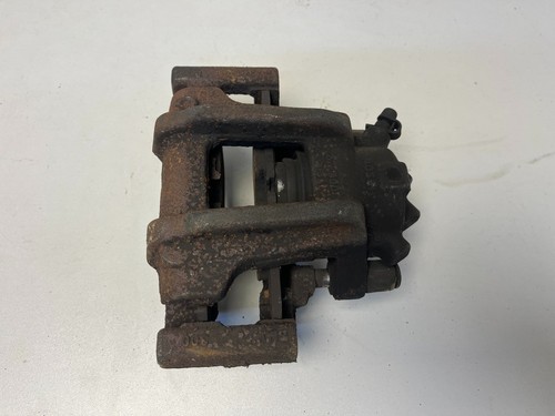 BMW 1 F21 Bremssattel vorne links 6799465 2014 30493015