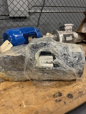 NEW NO BOX KEB G2.2ADK90L4TS/402 Motor 1.5 KW
