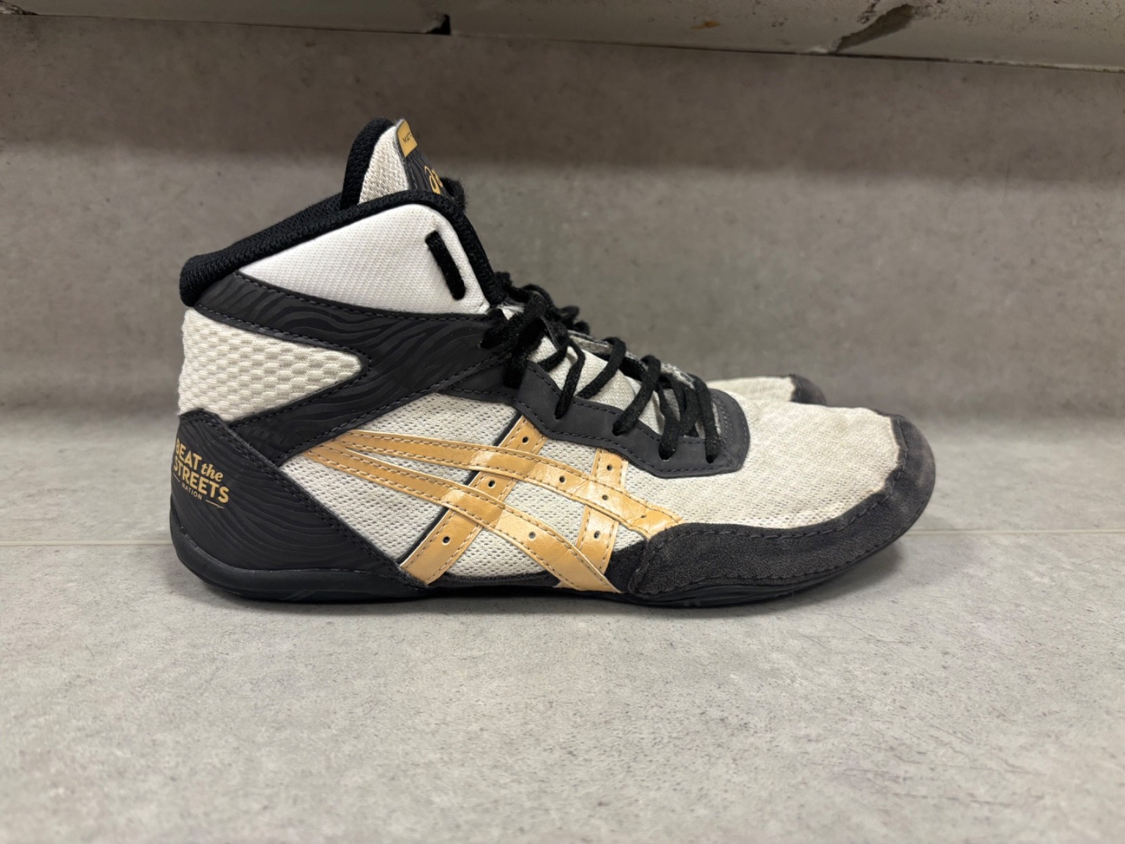 ASICS Matflex 7 Beat the Streets Men's Wrestling White/Gold/Black Shoes! US 10 thumbnail 3