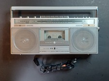 General Electric 3-5285A AM/FM Cassette Player Mini Boombox ghettoblaster VTG