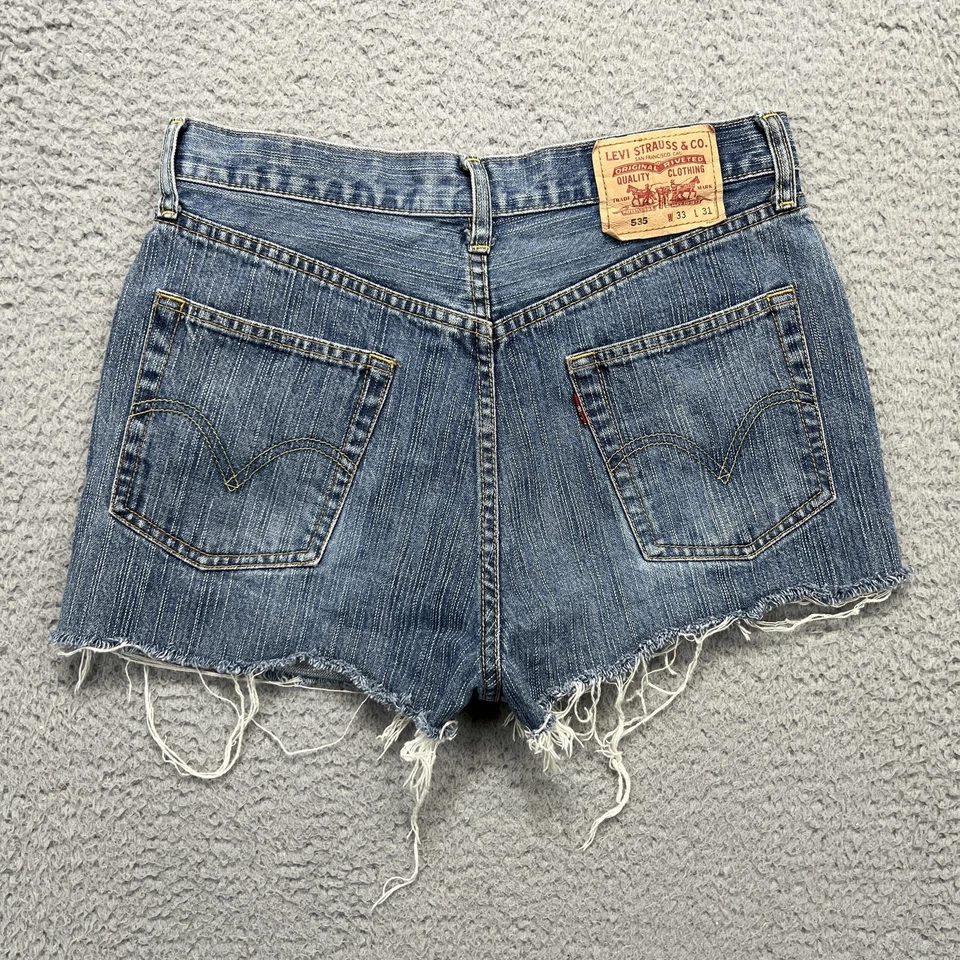 Pantalones Cortos De Colección Levi's 535 Para Mujer W32 Azul Deshilachado Denim Envejecido Jean Foto 4 de 4