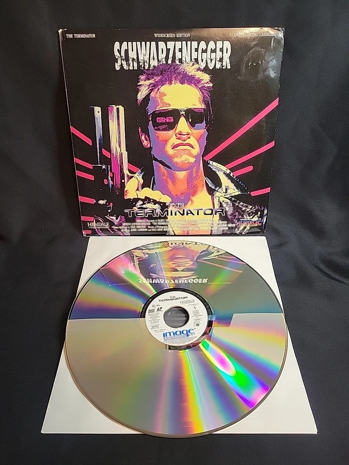 5 Movie Schwarzenegger Lazerdisc Lot Terminator 1&2, Total Recall Red Heat Twins - Image 2 of 4