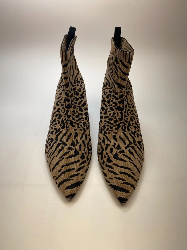 Botas de punto Corso Como para mujer con estampado animal de guepardo talla 9 Foto 2 de 4