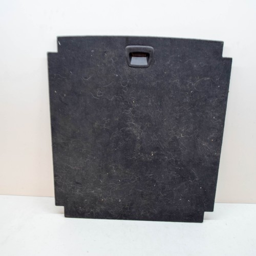 Trunk floor trim