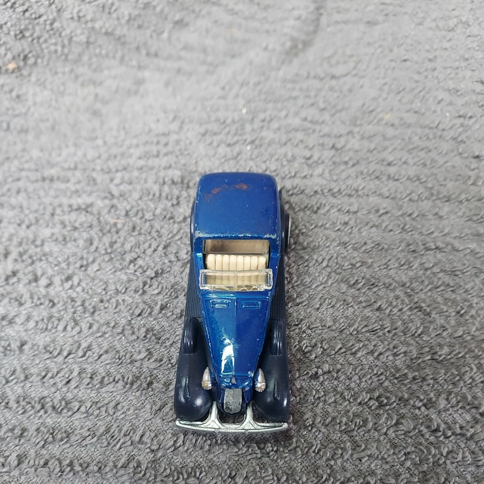 Vintage Hot Wheels Azul '35 Clássico Caddy Cadillac Branco Parede Carro Fundido! 1981 - Imagem 3 de 4
