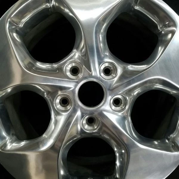 "Llanta Chrysler Pacifica pulida OEM 17"" 2018-2020 original de fábrica 2621" Foto 2 de 4