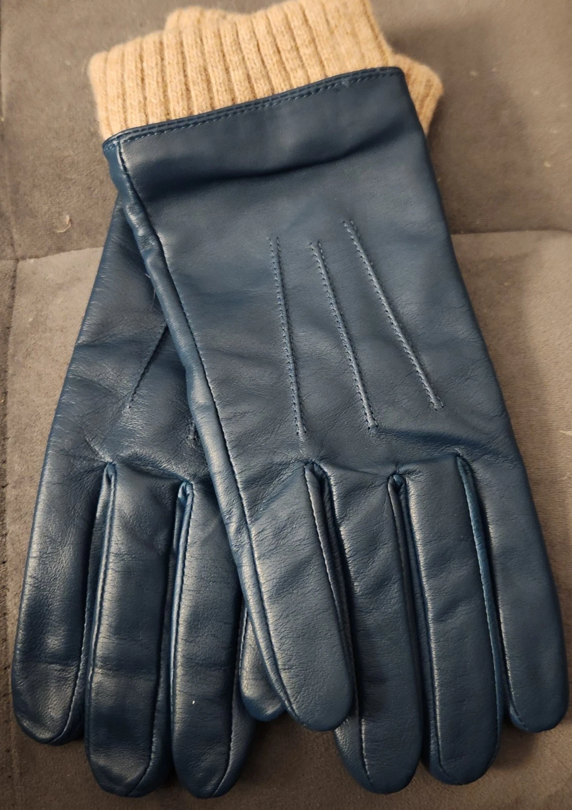 Leather Gloves Blue with camel colored detail at cuff Women's Size 7.5