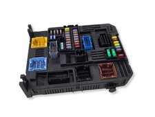 Peugeot Partner III 2019 Diesel Sicherungskasten komplett 9830707680 IDR32134