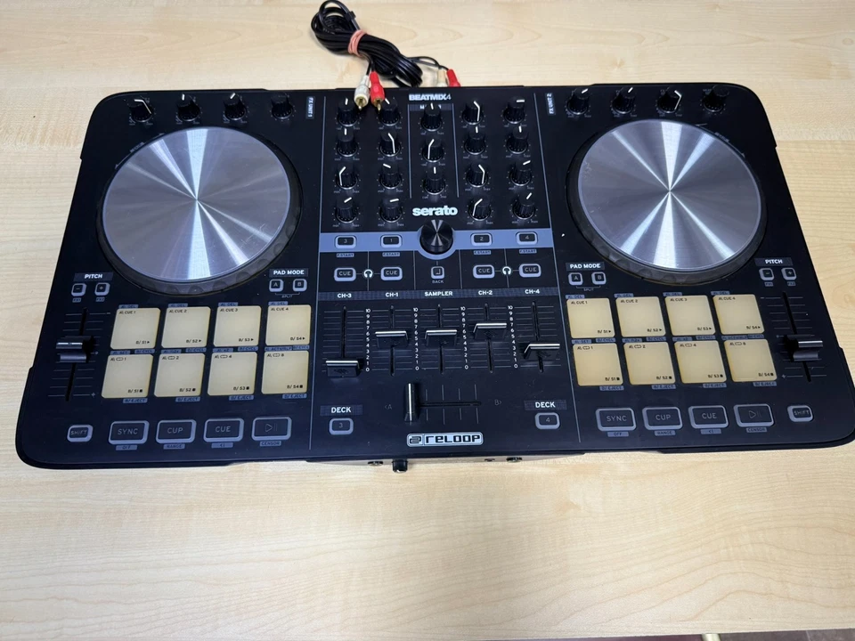 Reloop Beatmix 4 mit Serato Intro Gebraucht Gut - Bild 3 von 4