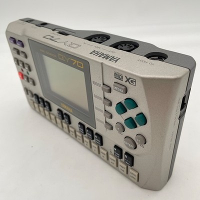 廃盤ヤマハミュージックシーケンサーQY70 Amazon | YAMAHA / QY70 総合音源内蔵ハンディ・シーケンサー ヤマハ
