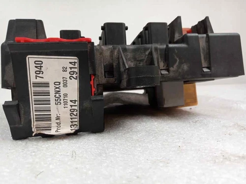 13112914 Porta Fusibili per OPEL SIGNUM Básico 2003 504367 - Foto 5 di 10